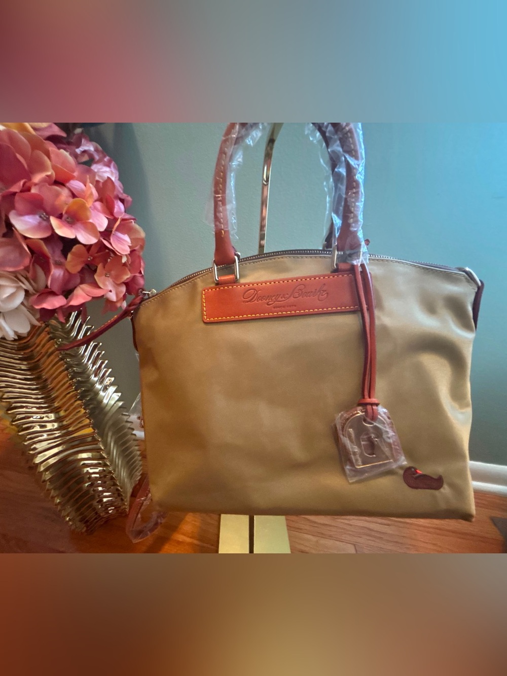 Dooney & Bourke Nylon Juliette Satchel. NWT. 🎁Free gift with purchase🎊🎁